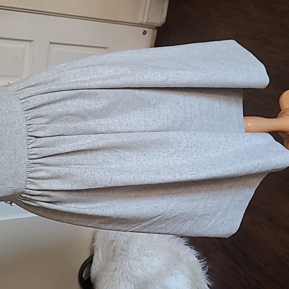 Banana Republic dress♤ gray color♤ size 2 - Picture 4 of 9